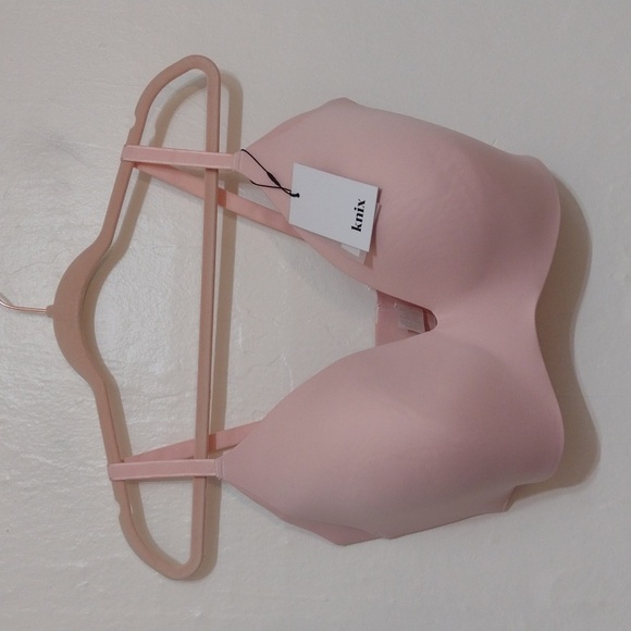 Knix Wing Woman Contour Wireless Bra in Rose Water Size 8+ NWT - Picture 2 of 11